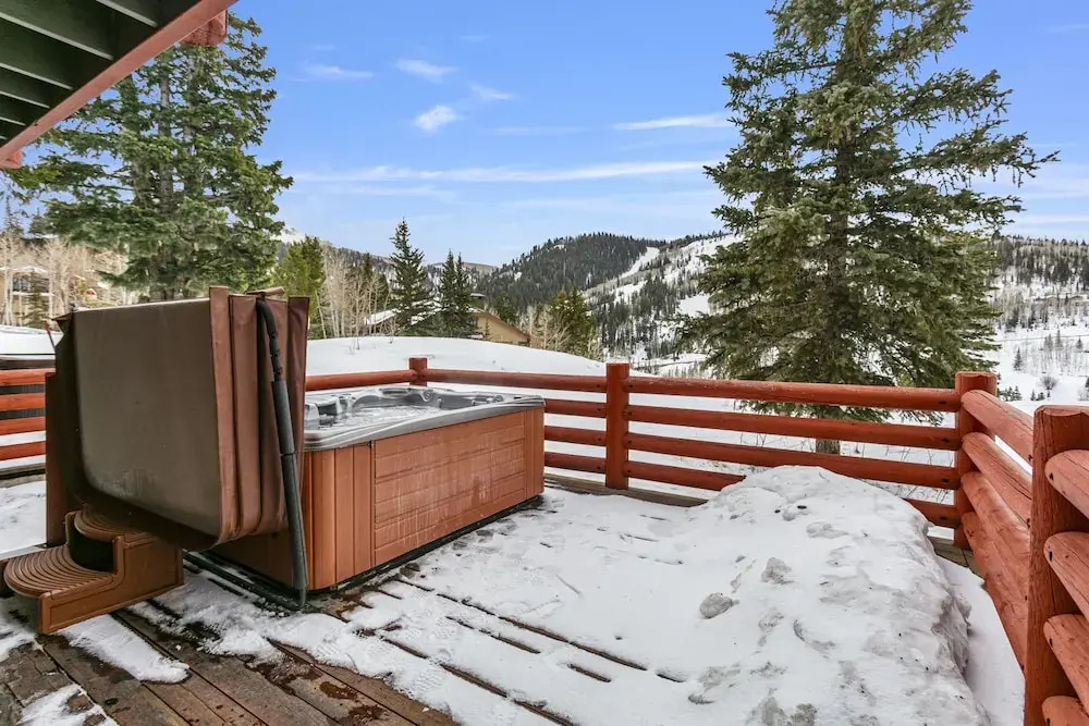 11 - Two Bedroom Condo with Spa Enclave by Deer Valley Resort