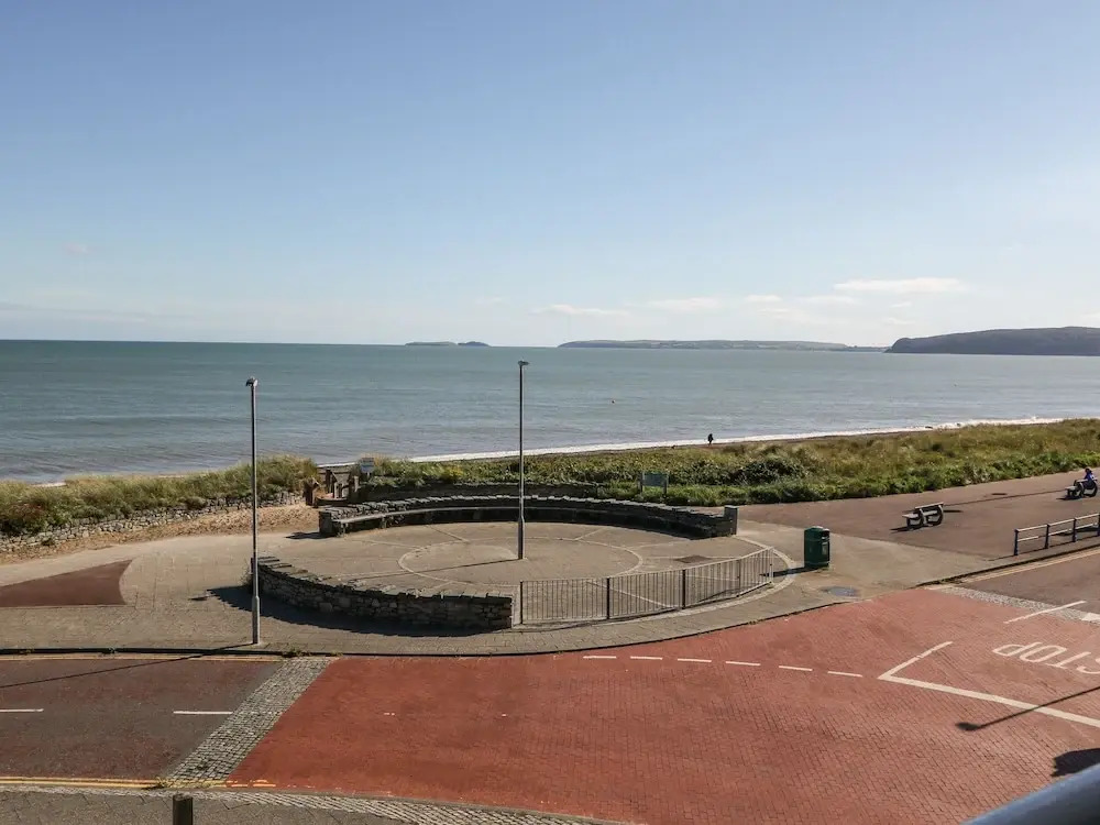 Sea View Apartment