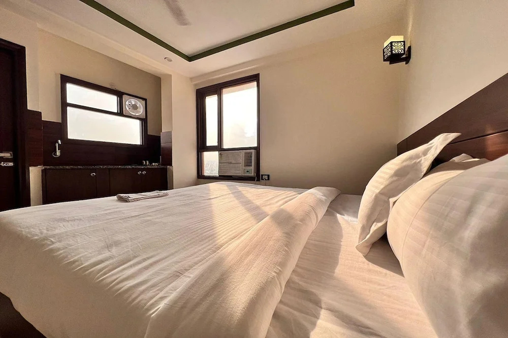 HR Grand Hotel