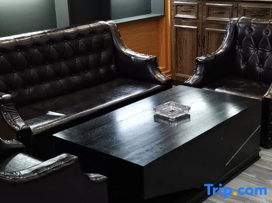 How Easy Hotel Fuyang (Wanda Plaza)