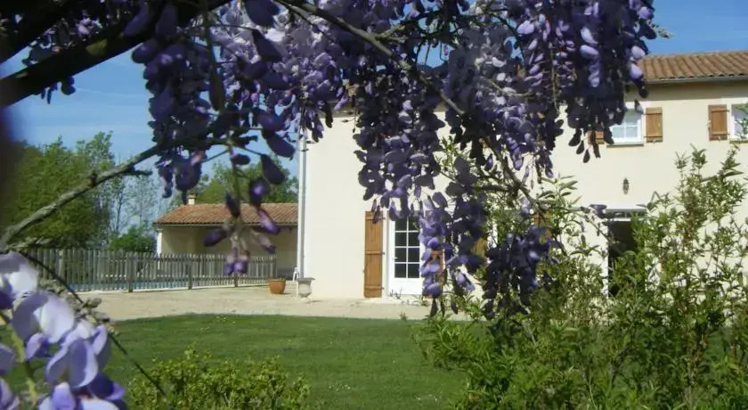 Chambres dHôtes et Auberge "La Prairie"