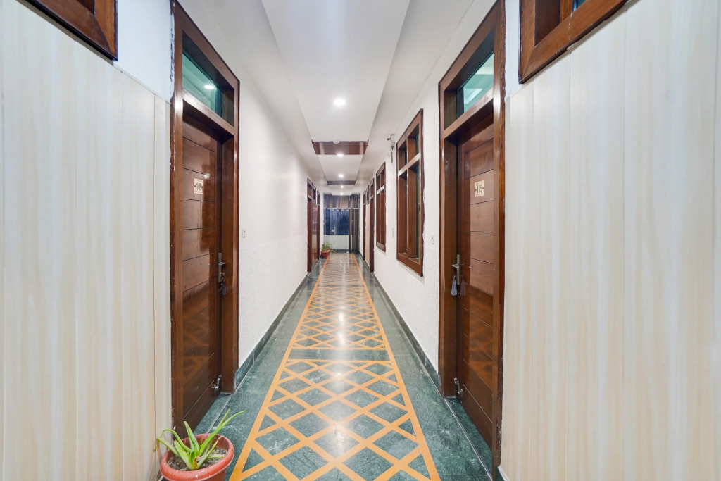 Super Townhouse Selaqui Chakrata Road Formerly Selaqui