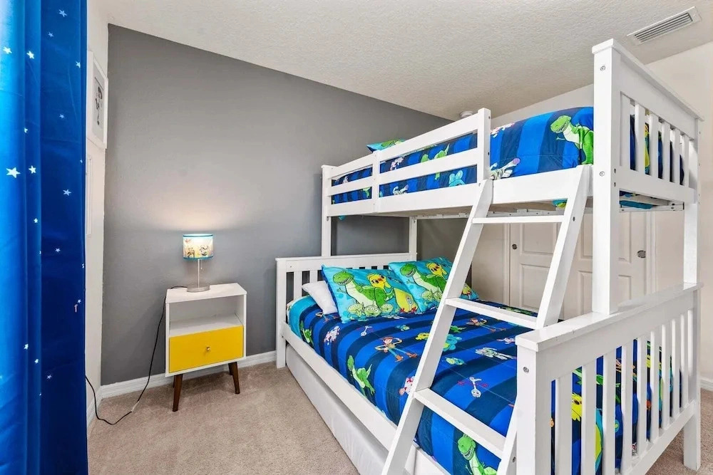 Family Paradise Close to Disney w Resort Amenities