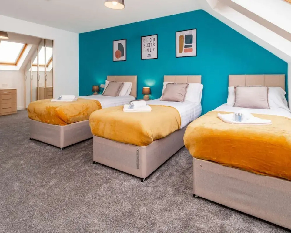 4BR Westlake Accommodation