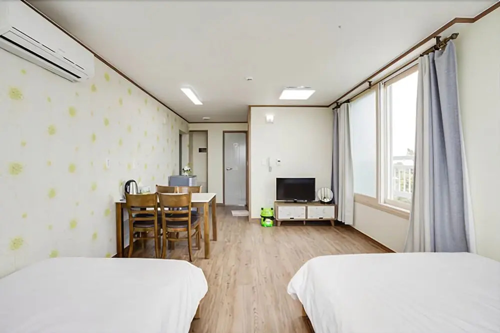 Seogwipo Seongsan Lie Pension