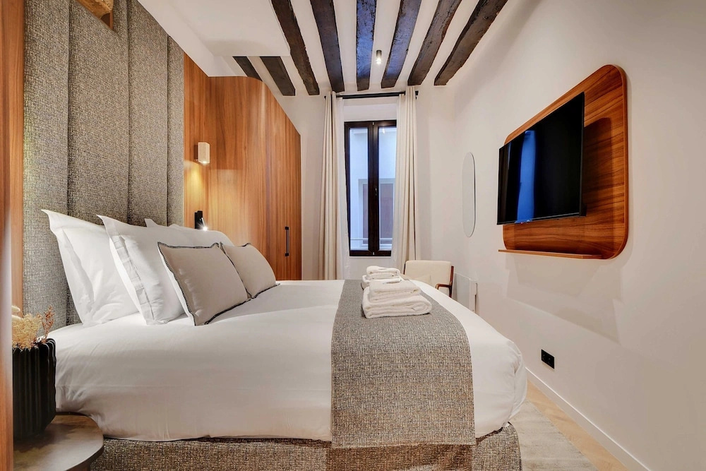 Appartement luxueux au coeur de PARIS