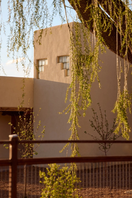 Indian Hills Inn, Taos Plaza