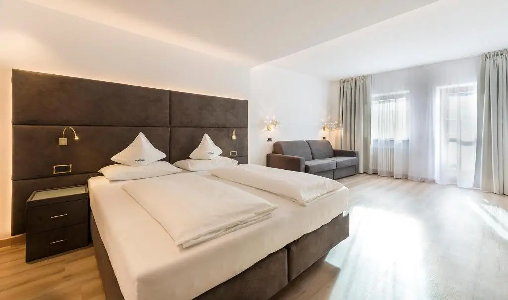 Moars Hotel