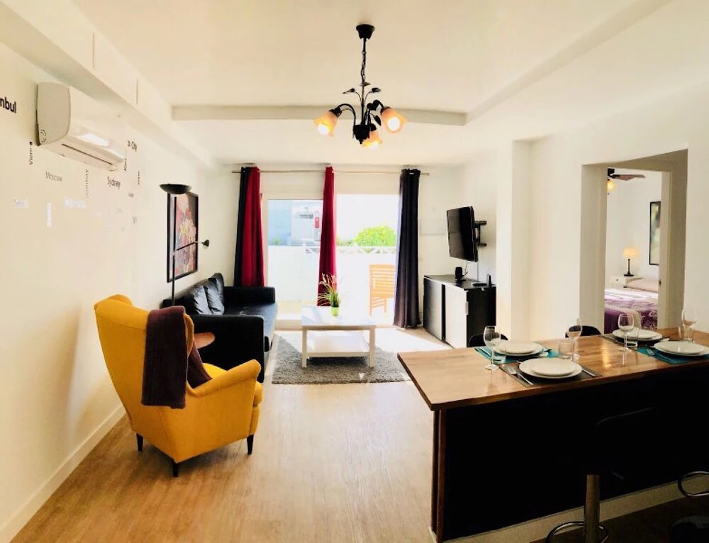 Apartment Mariposa With Pool, Smart Tv, Wifi & Air Conditioning in Playa Honda