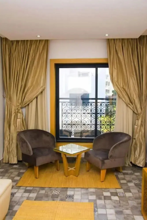 Villa Aralia