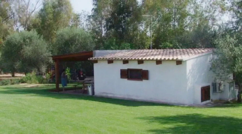 Villa With Pool 2km From the Sea of Alghero With Ac and Wifi for 8 People