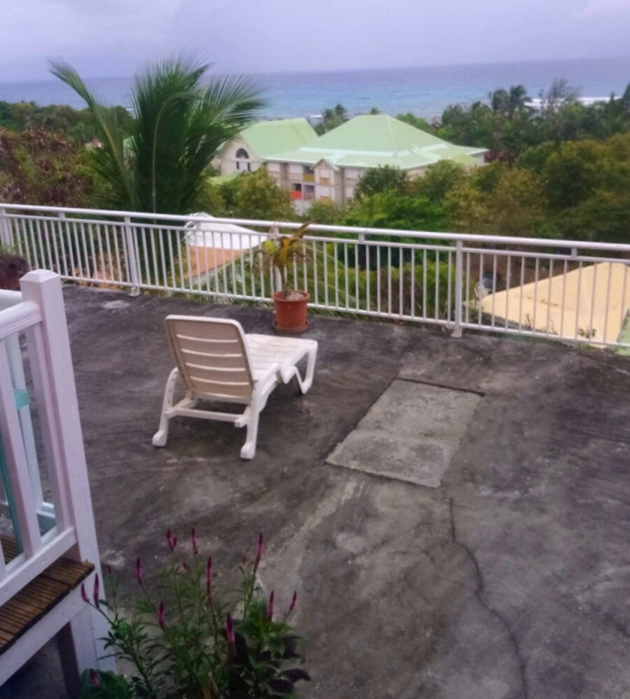House With one Bedroom in Saint-françois, With Wonderful sea View, Ter