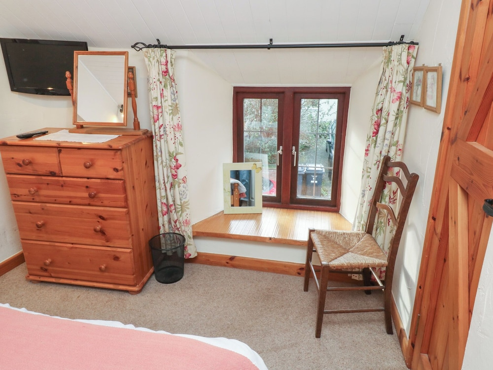 Bridge Cottage