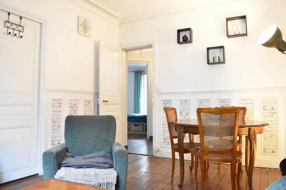 Large Apartment Near Bercy