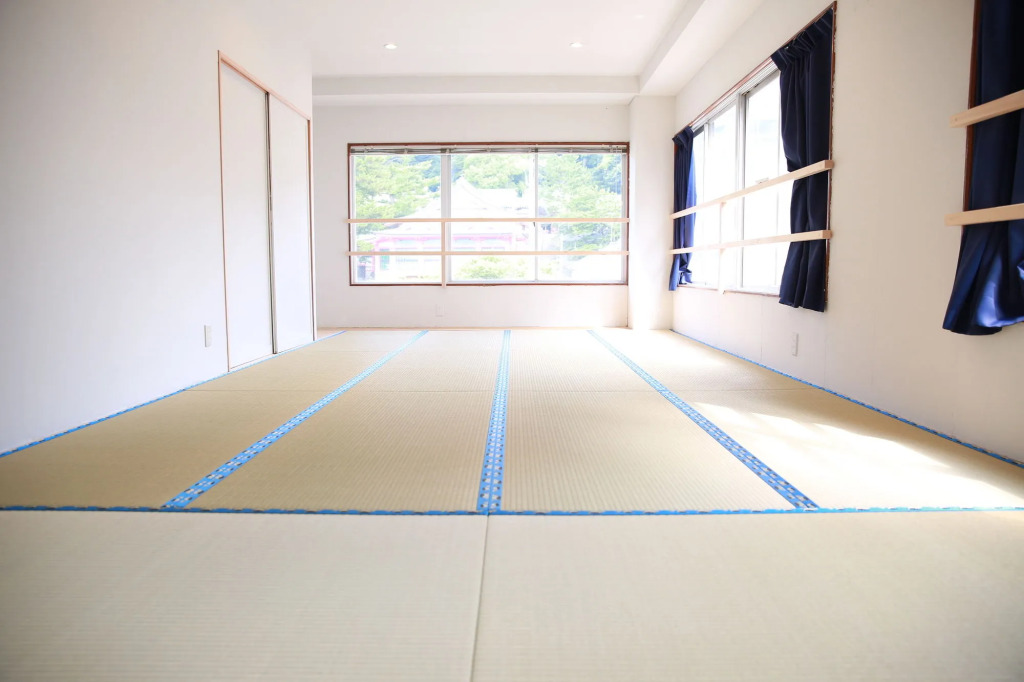 uzuhouse - Hostel
