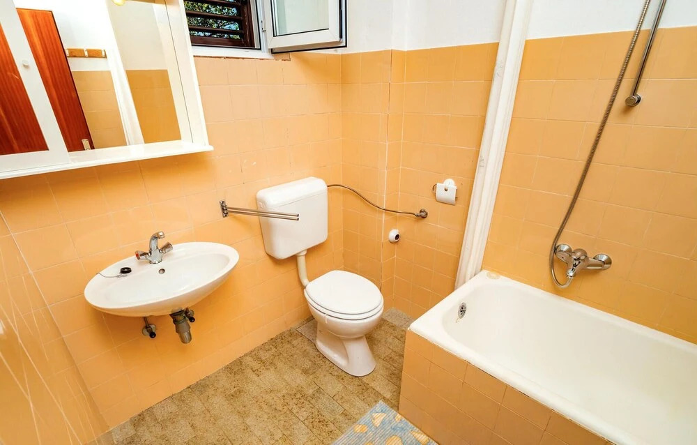 Awesome Apartment in Barbat na Rabu With Wifi and 3 Bedrooms