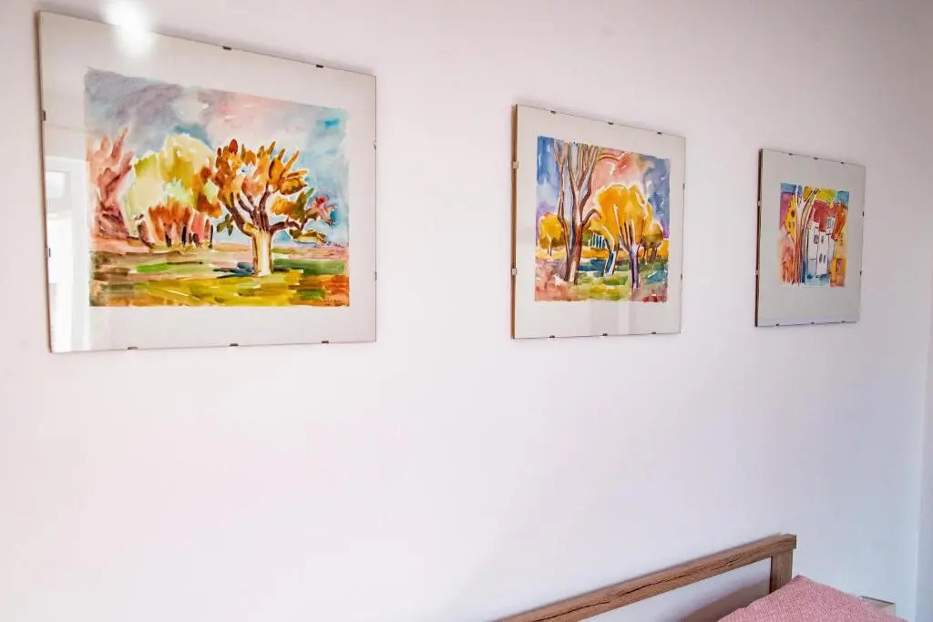 Little Art House