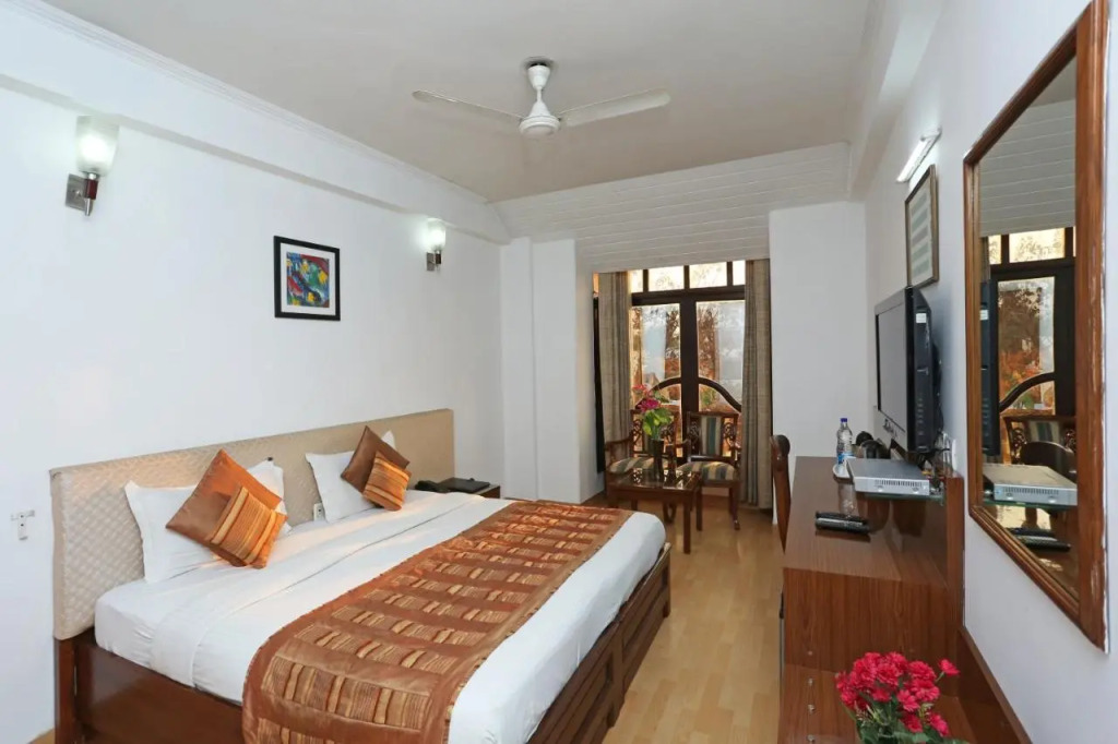 Hotel Windsor Castle Cyber City