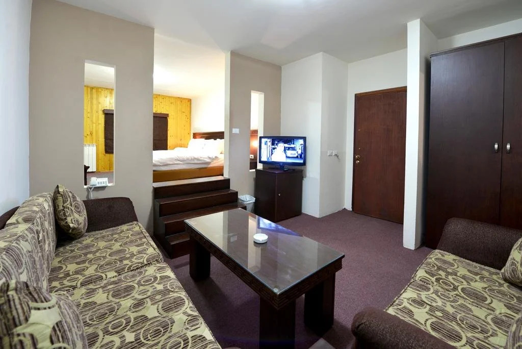 Chateau Deau Hotel