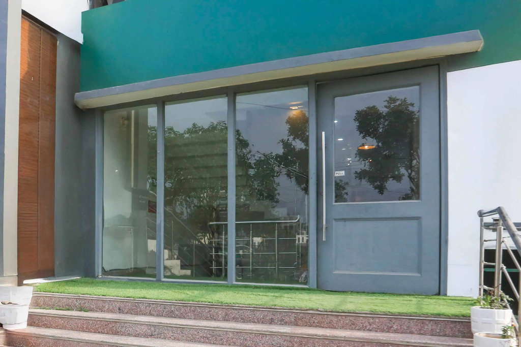 Townhouse Oak Sector 64 Near WorldMark Gurugram