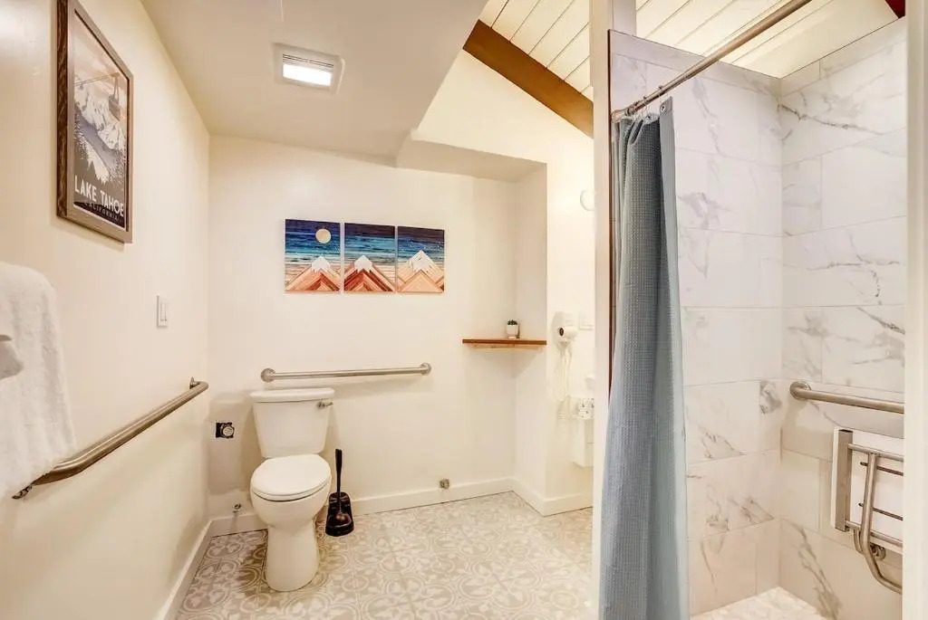 Tahoe Mountain Inn