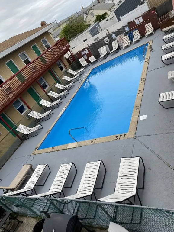 Offshore Motel