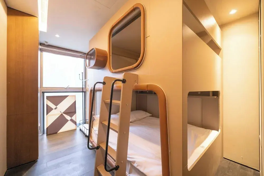 Zhome-Three Bedroom Luxury Suite2