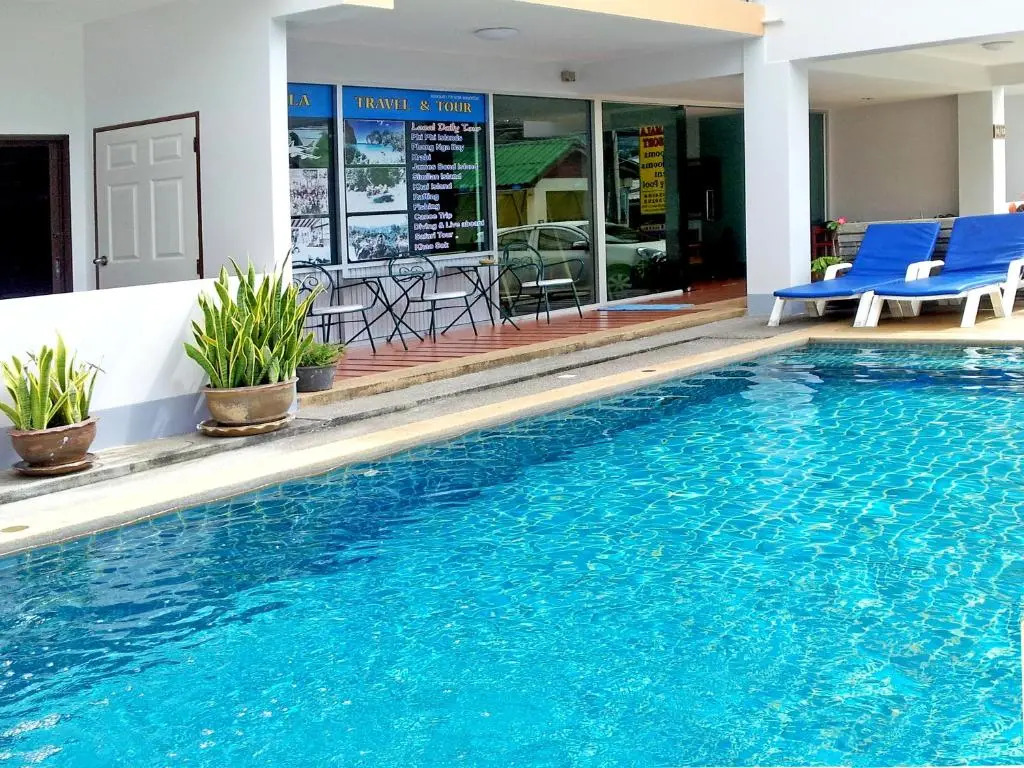 Dengs kamala beach Guesthouse