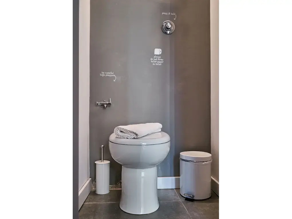 NakosHomes Luxury Studio Apartment
