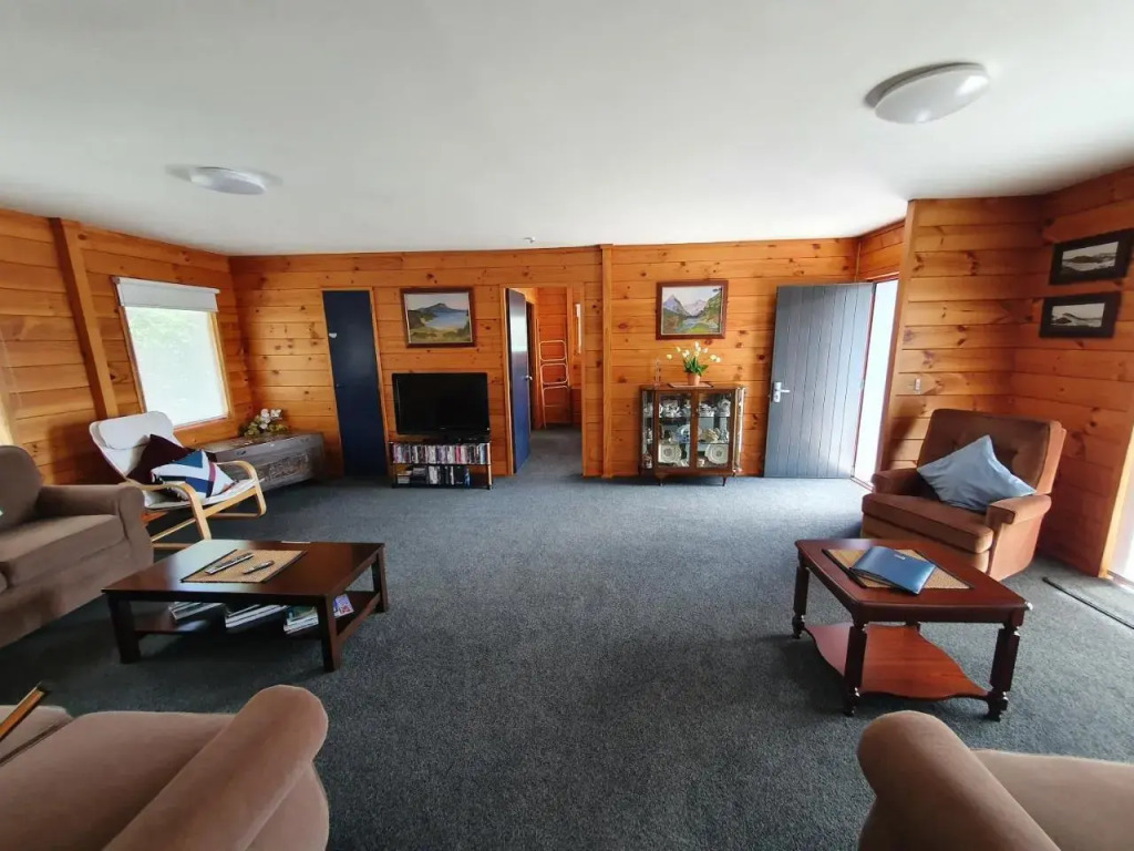 Pohutukawa Lodge by Orewa Beach