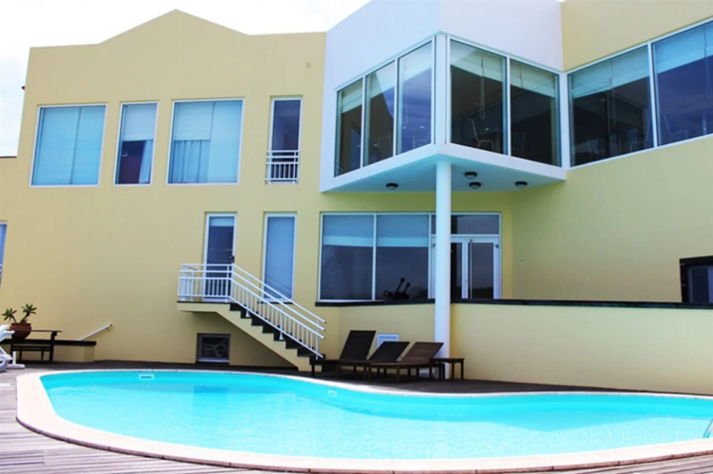 Vinha da Areia Beach Hotel
