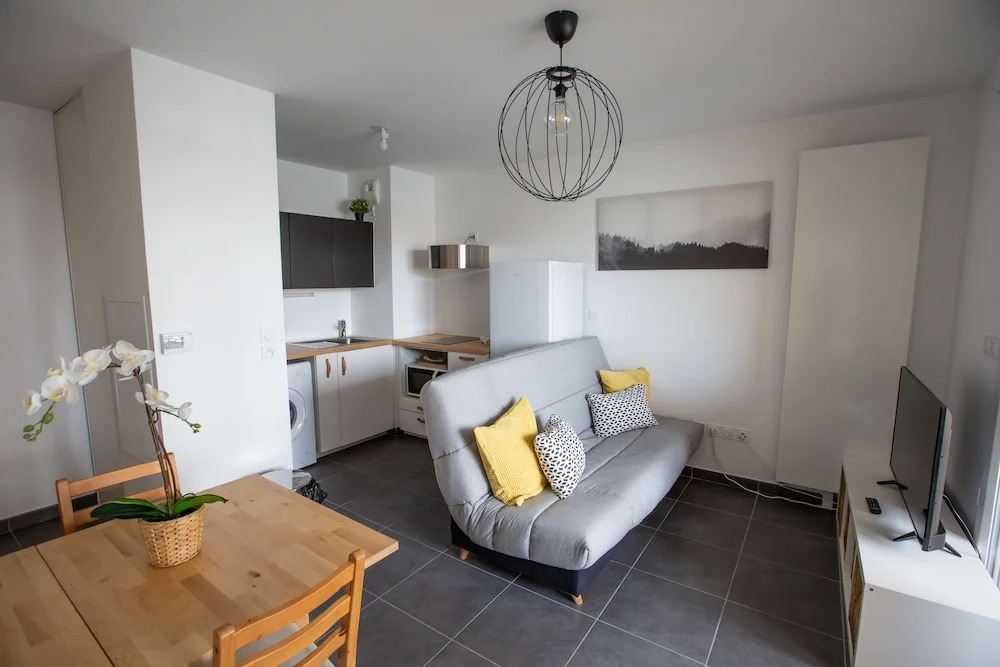 T2 terrasse parking conciergerie