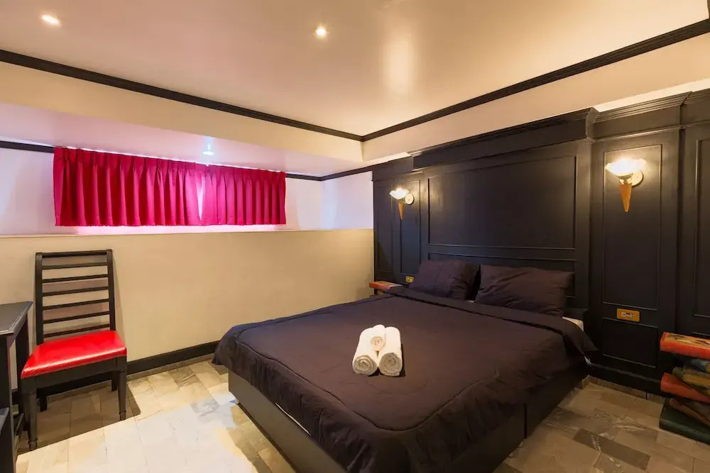 SOHO Rooms Patong