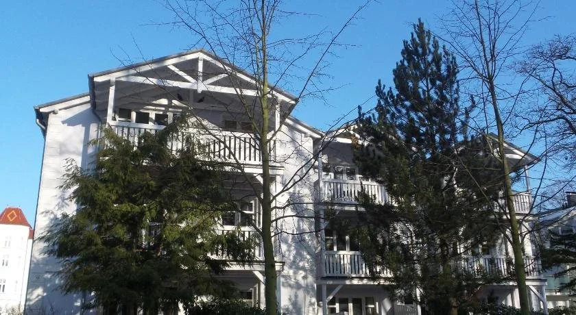 strandnahe FeWo mit 2 Schlafzimmern und Balkon, Residenz Prorer Wiek, Binz