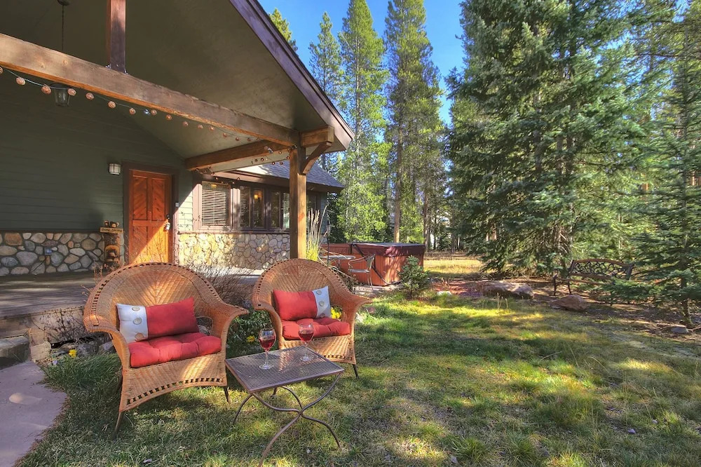 Ziggy Bear Lodge