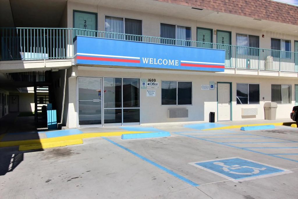Motel 6-Farmington, NM