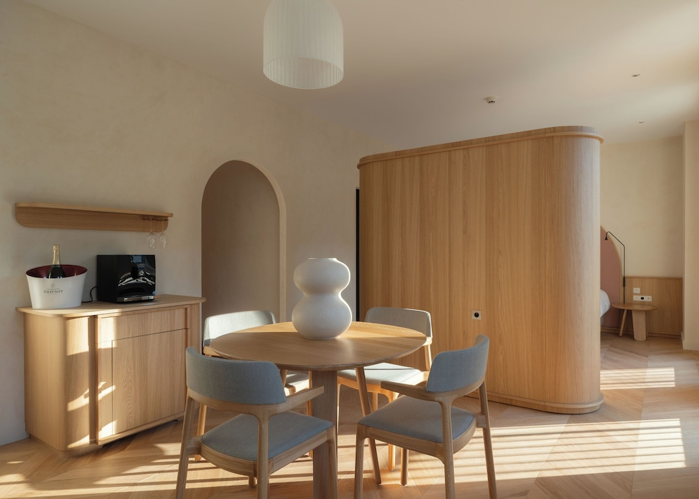 Boutique-Hôtel Le N3 par Champagne Thiénot