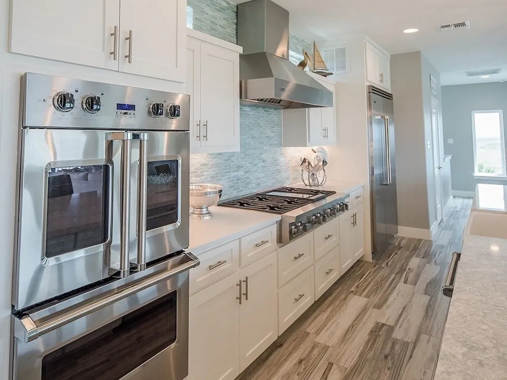 All Decked Out - 5 Br Home