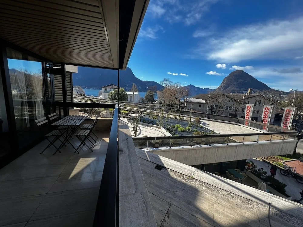 Lugano City Apartment in Cassarate Facing the Lake, 5min From the Centre