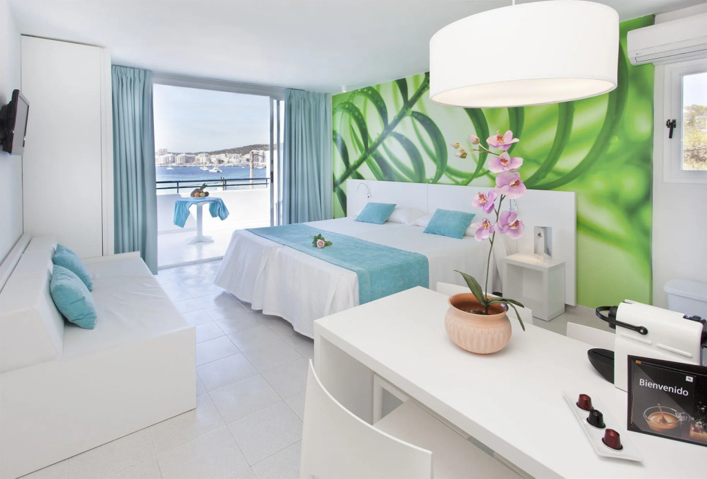 Marina Playa Hotel Apartments by Typic Hotels