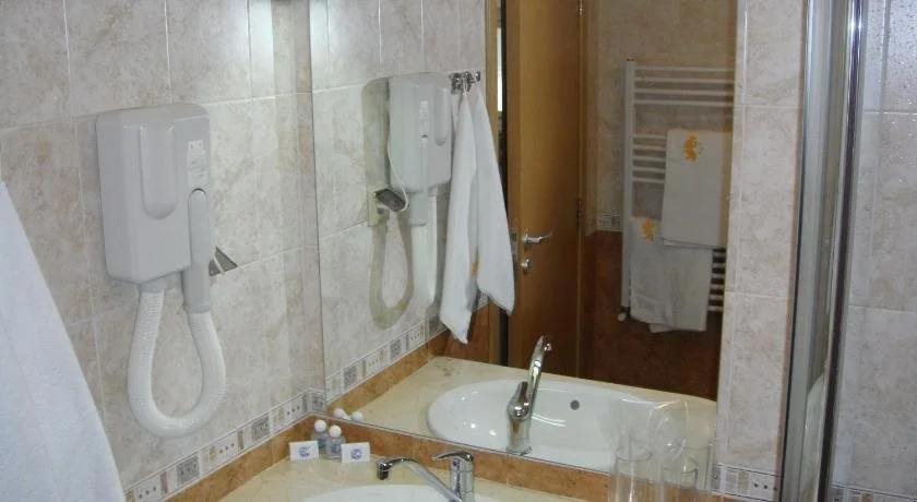 Tangra Hotel