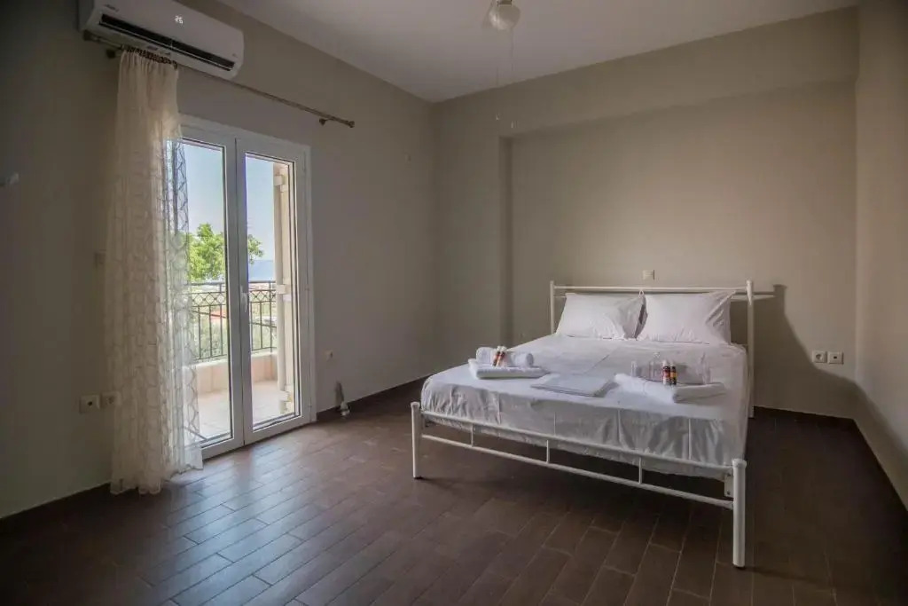 Lovely 3-bedroom Rental Unit With Alluring Views