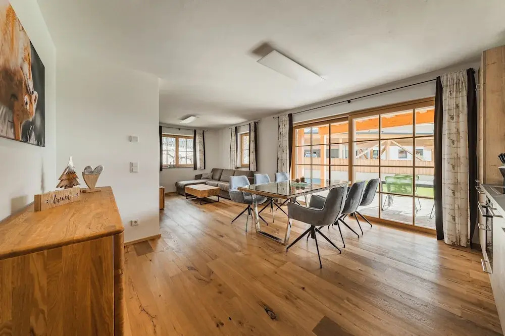 Dachstein West Apartments