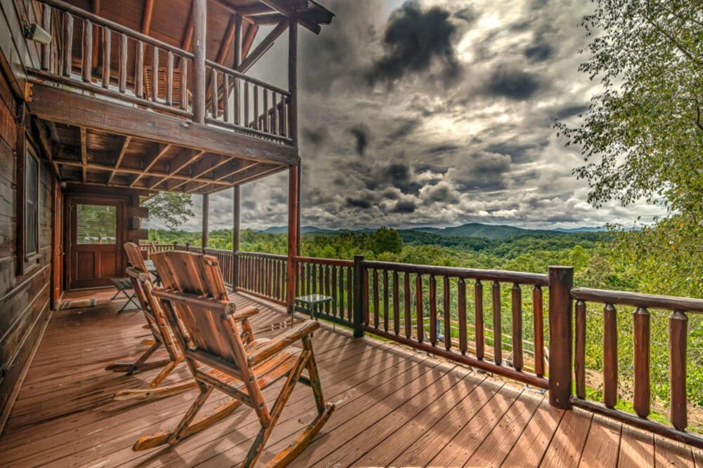 Wander In Lodge by Escape to Blue Ridge