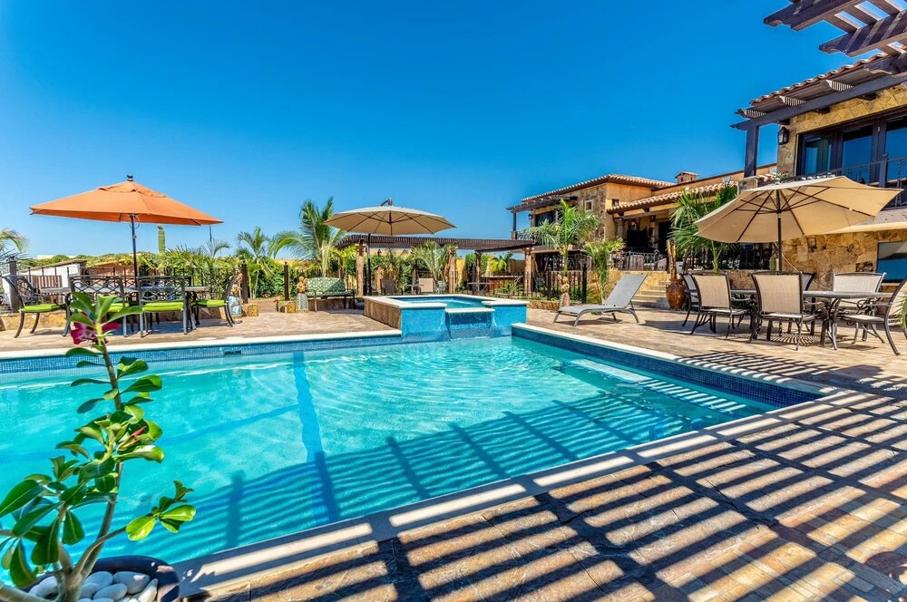 Spacious 4 Bachelor/ette W/free Cook: Finca Tezal