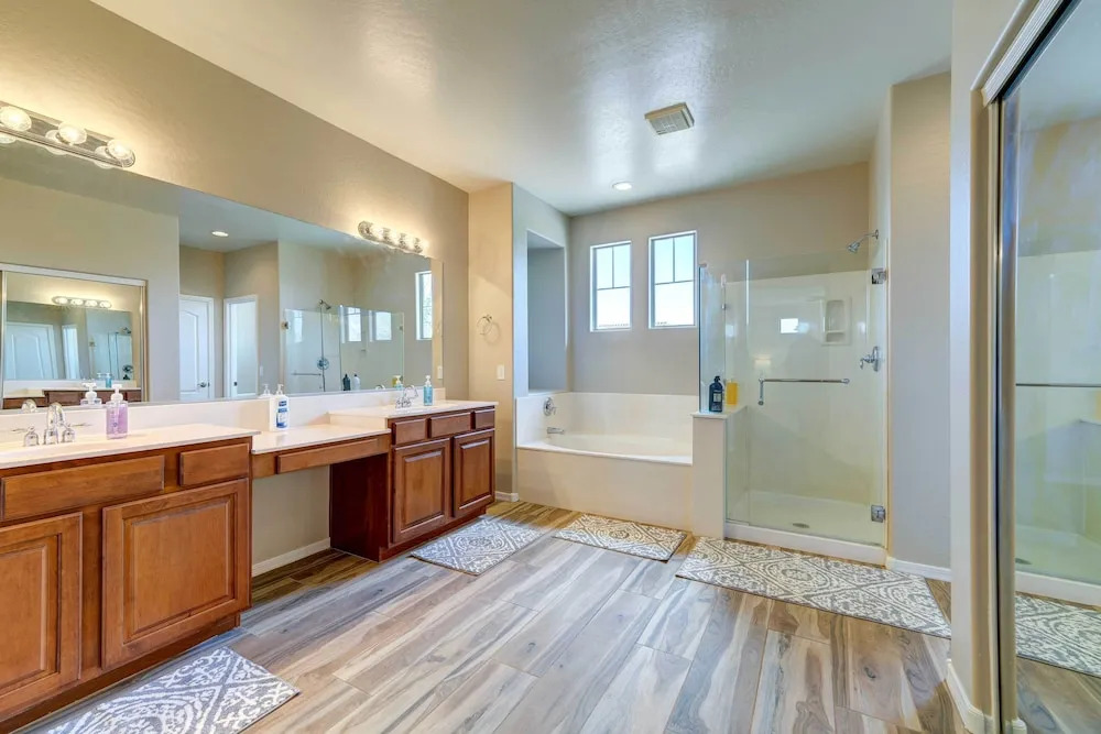 Heated Pool, Community Perks: Updated Gilbert Home