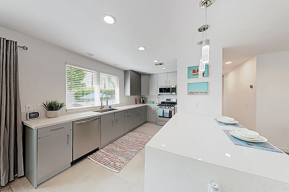 New Listing! Racquet Club East Gem W/ Pool & Spa 4 Bedroom Home