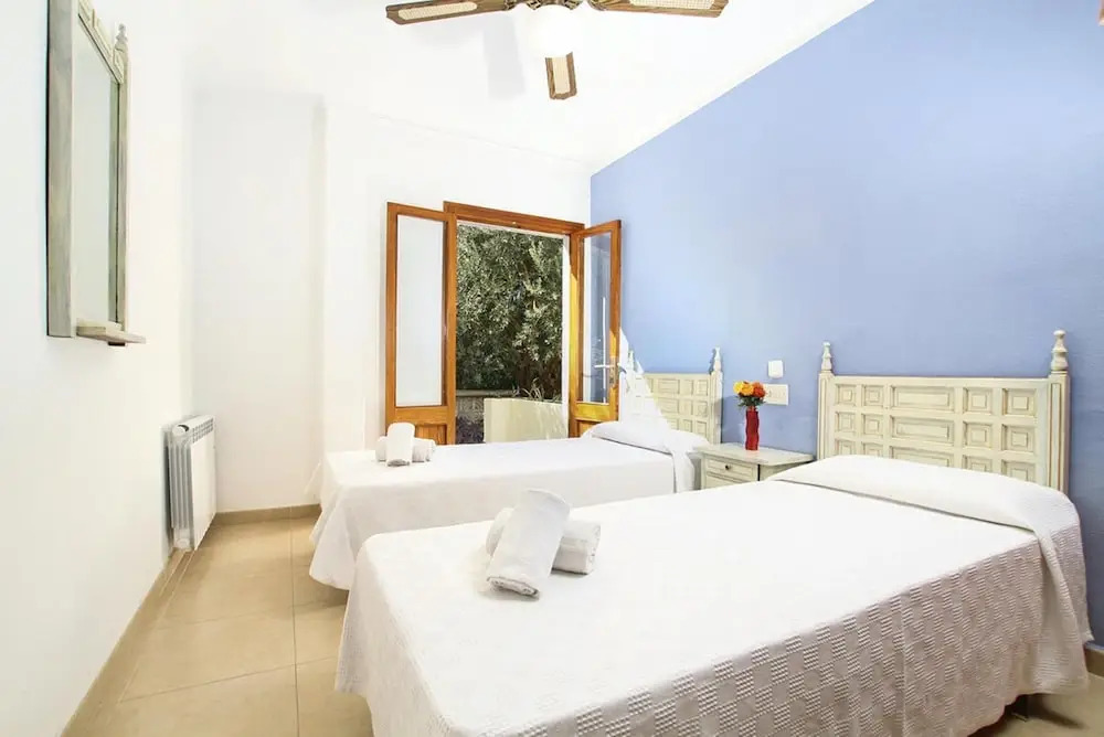 Apartment - 3 Bedrooms with WiFi and Sea views - 108768