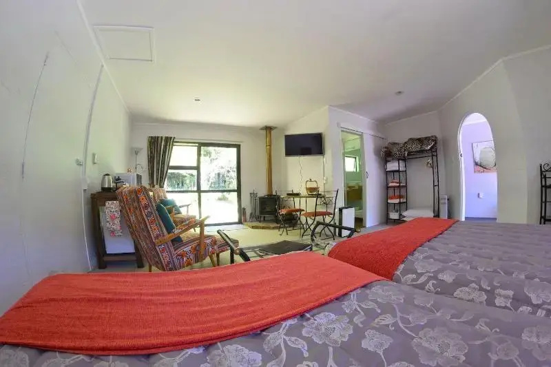 TePopo Gardens Rural Retreat