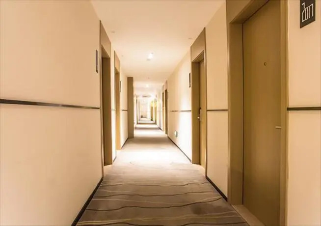 City Comfort Inn Beihai Yintan International Ferry Terminal